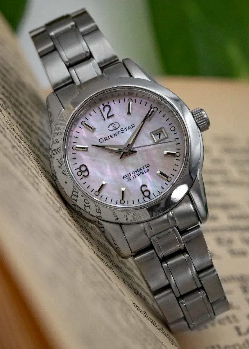 Contenporary Lady — Orient Star