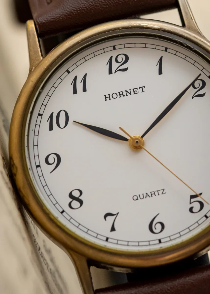 Dress Quartz — Hornet