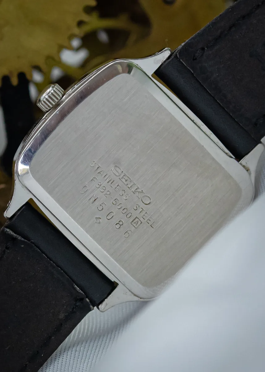 Lady Quartz Digital — Seiko